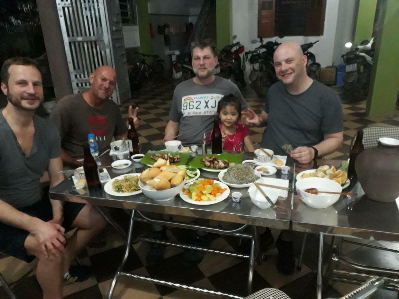 Dong Loan Hotel Ban Na Ba Buitenkant foto